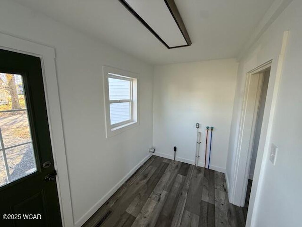 Photo of 639 S S Main St Street, Kenton, OH 43326 (MLS # 308860)