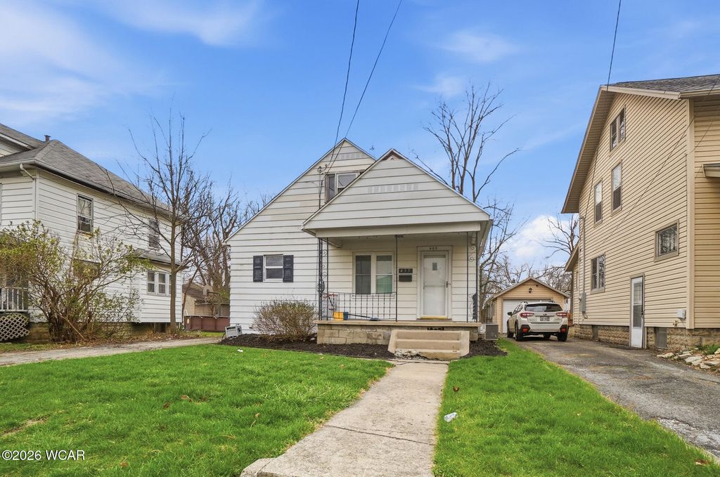 Photo of 435 Marian Avenue, Lima, OH 45801 (MLS # 309499)