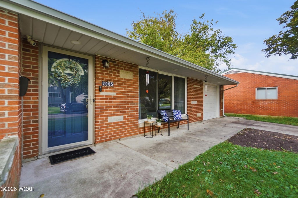 Photo of 2005 Burch Avenue, Lima, OH 45801 (MLS # 311803)