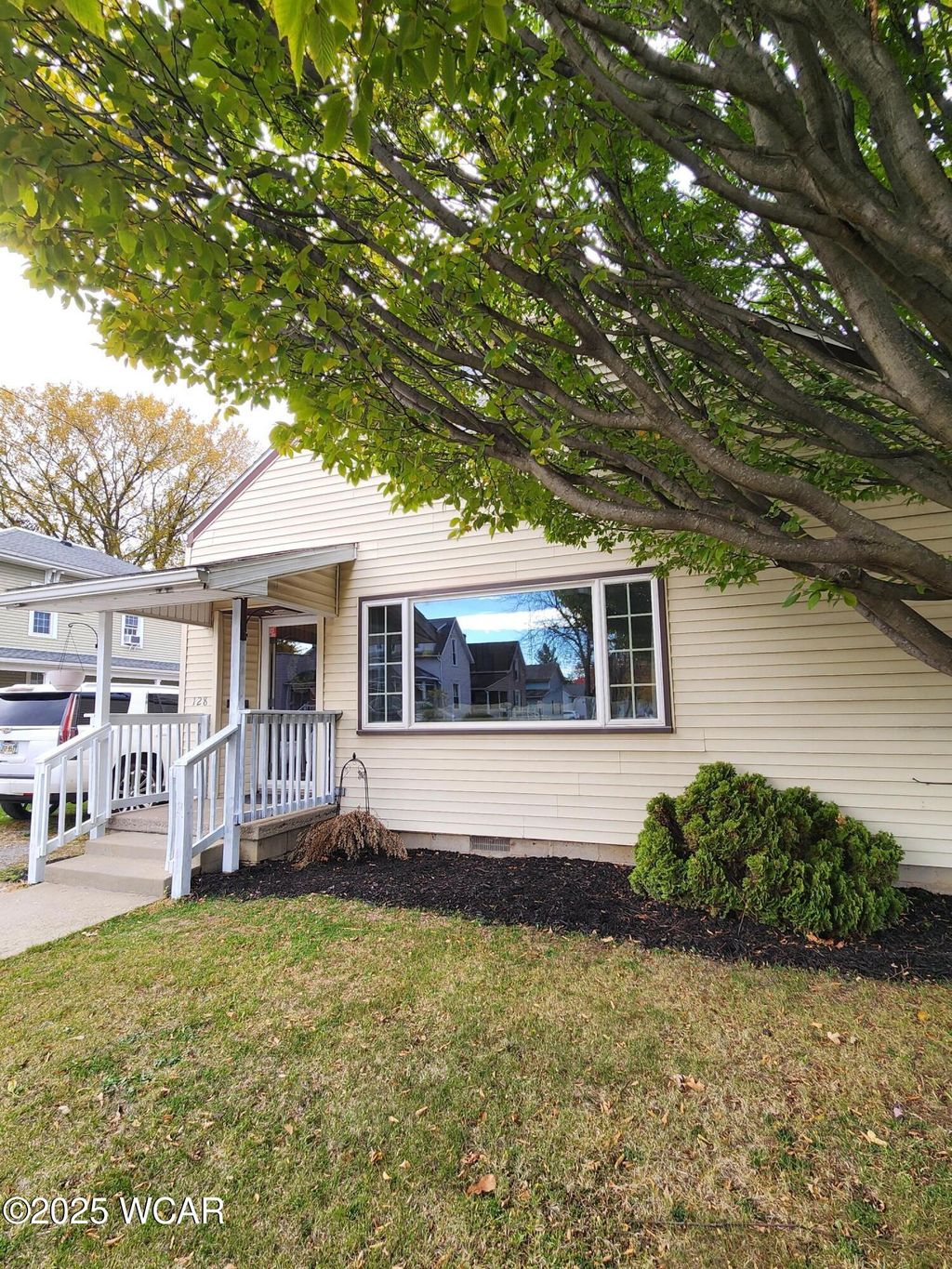 Photo of 128 W North Avenue, Ada, OH 45810 (MLS # 308831)