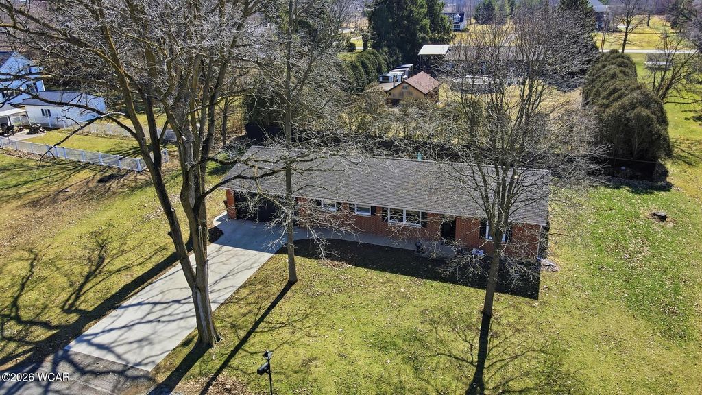 Photo of 2215 Britt Avenue, Lima, OH 45806 (MLS # 309729)