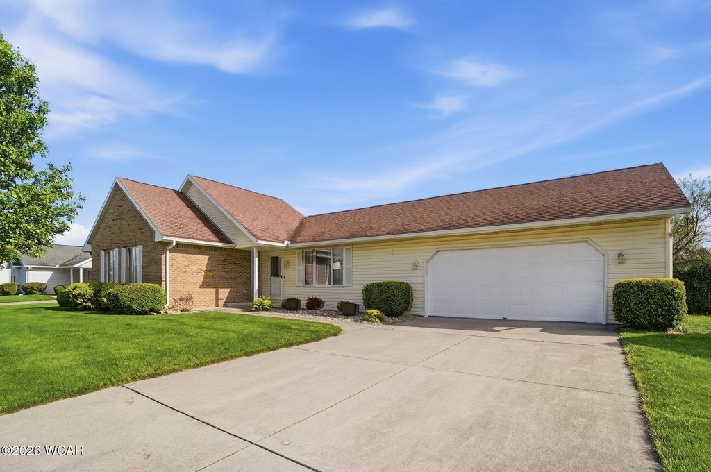 Photo of 5724 Clover Ridge Drive, Lima, OH 45807 (MLS # 310114)