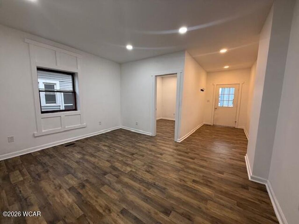 Photo of 120122 W Buckeye Avenue, Ada, OH 45810 (MLS # 309838)