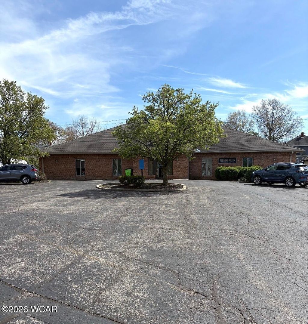 Photo of 1541 Allentown Road, Lima, OH 45805 (MLS # 310010)