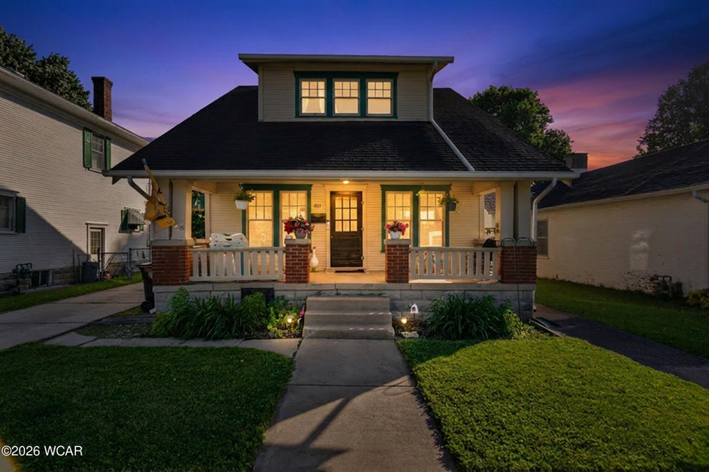 Photo of 405 Riverside Drive, Piqua, OH 45356 (MLS # 310465)