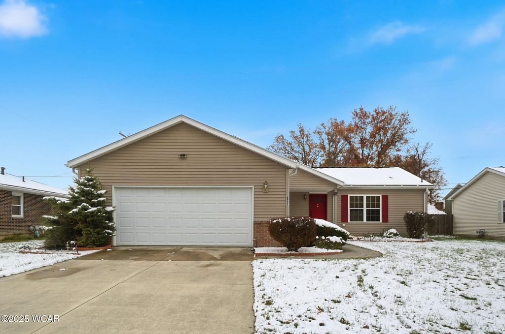 Photo of 2997 Cletus Parkway, Lima, OH 45805 (MLS # 308818)