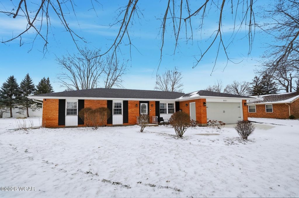 Photo of 821 Poppy Drive, Wapakoneta, OH 45895 (MLS # 309498)