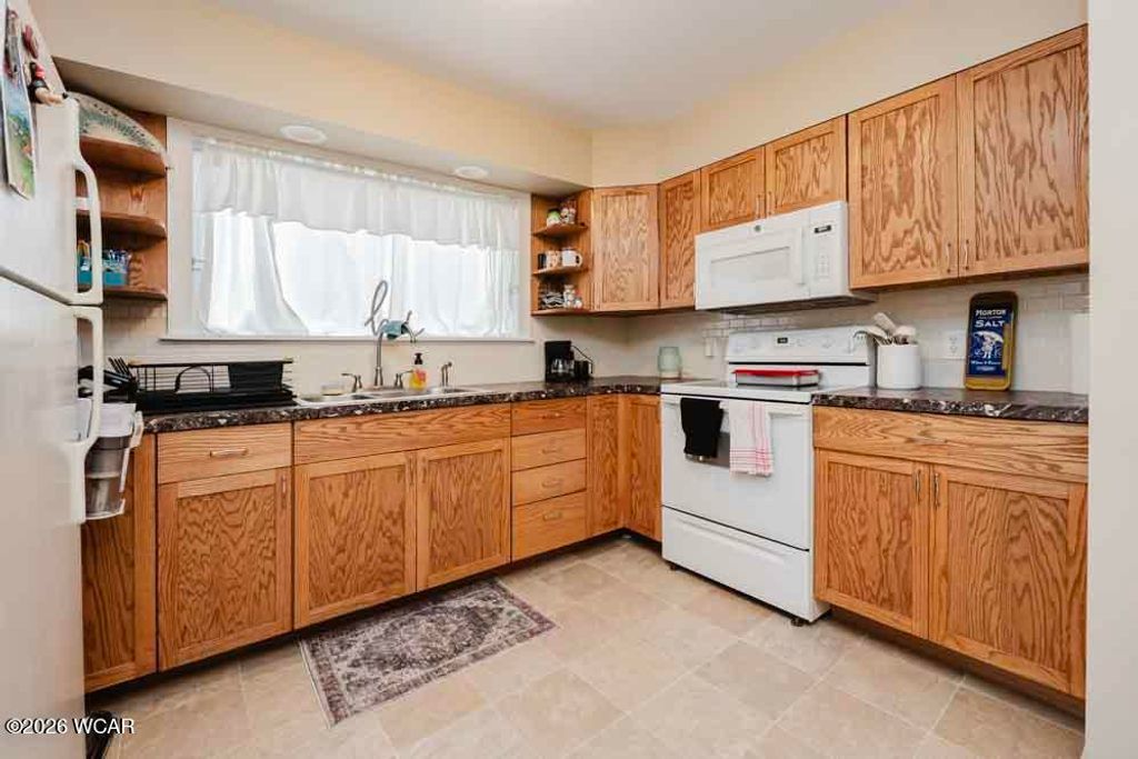 Photo of 165 Thurman Street, Bluffton, OH 45817 (MLS # 309615)