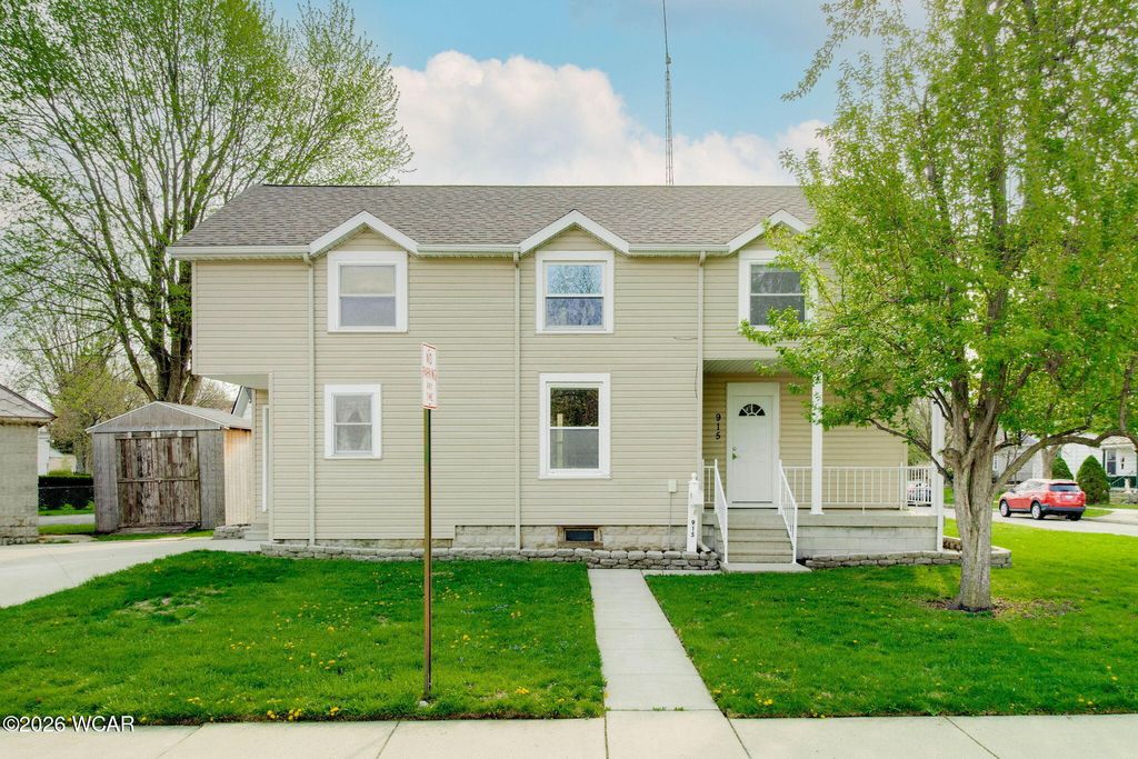 Photo of 915 S West Street, Findlay, OH 45840 (MLS # 309972)