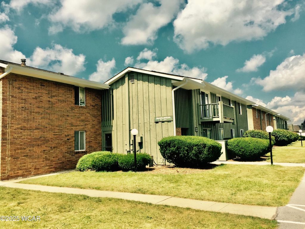 Photo of 2275 N Cable Road #93, Lima, OH 45807 (MLS # 307809)