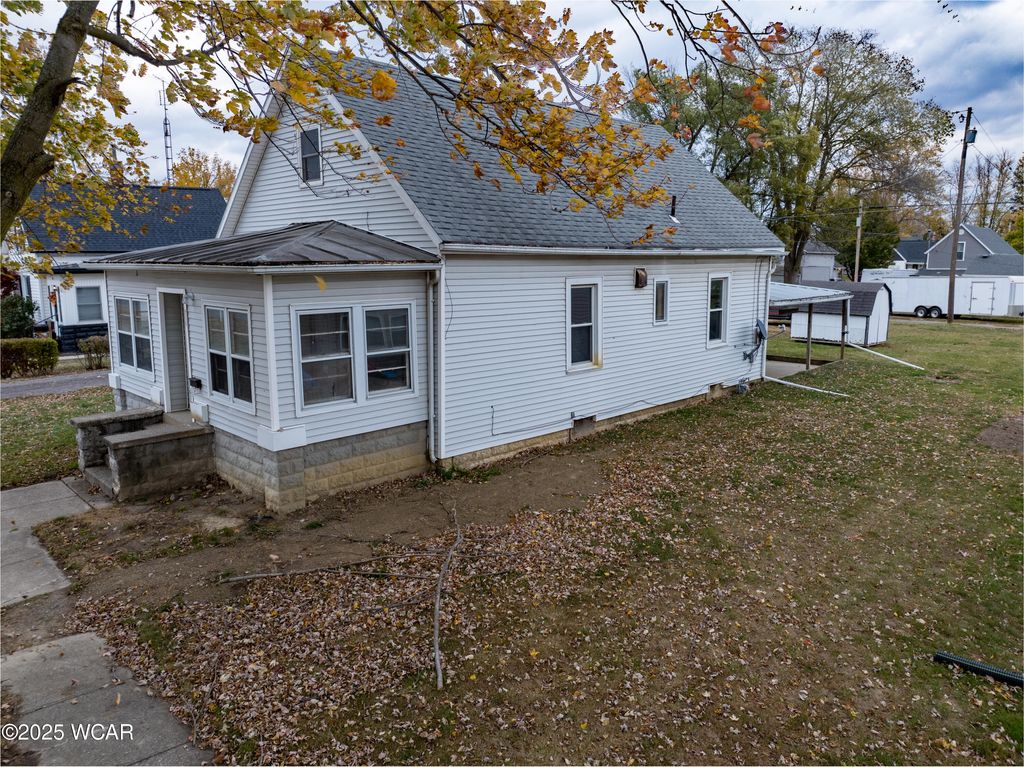 Photo of 610 N Washington Street, Delphos, OH 45833 (MLS # 308787)