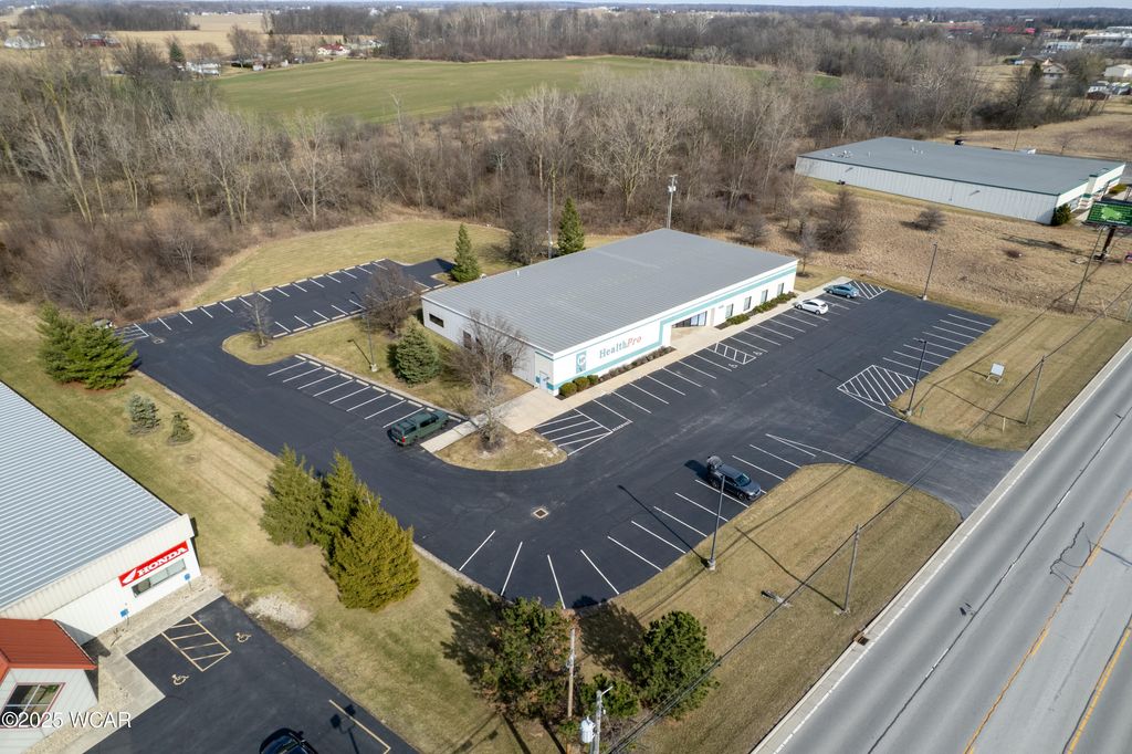 Photo of 4132 Elida Road, Lima, OH 45807 (MLS # 306552)