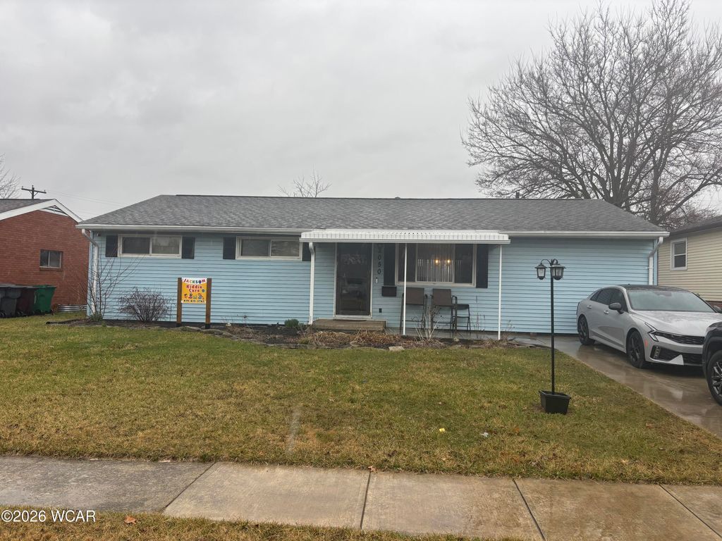 Photo of 2050 N Metcalf Street, Lima, OH 45801 (MLS # 309620)