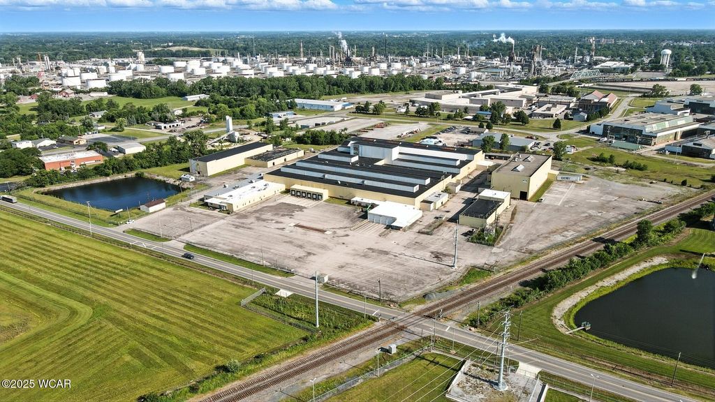 Photo of 750 Buckeye Road #A1, Lima, OH 45804 (MLS # 307899)