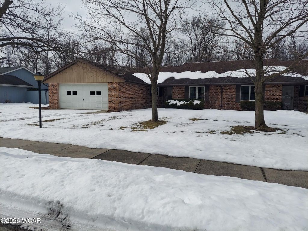 Photo of 1883 Brookhaven Drive, Lima, OH 45805 (MLS # 309442)