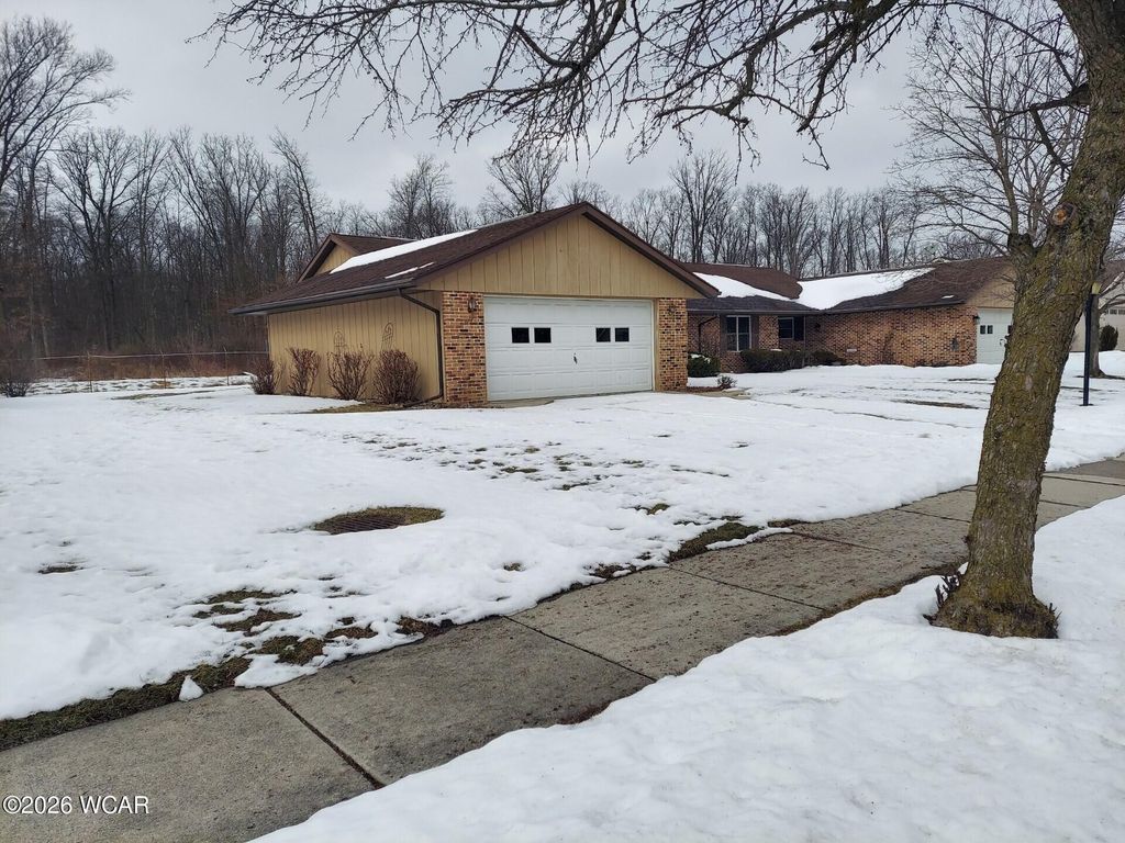Photo of 1883 Brookhaven Drive, Lima, OH 45805 (MLS # 309442)