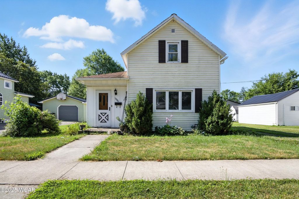 Photo of 1006 Hughes Street, Van Wert, OH 45891 (MLS # 308184)