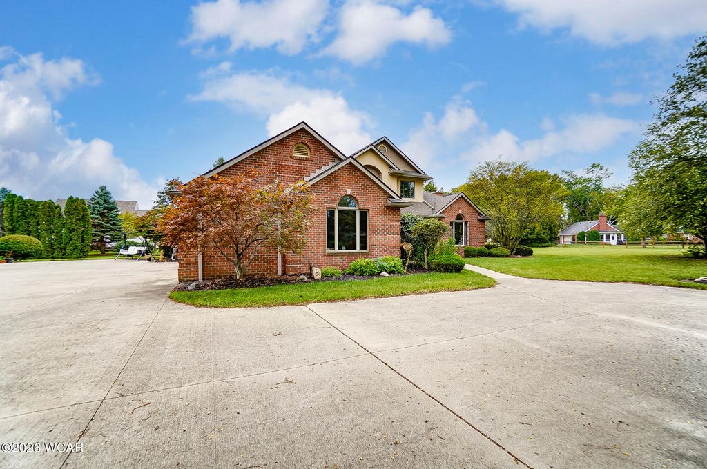 Photo of 1106 Linden Drive, Van Wert, OH 45891 (MLS # 309593)