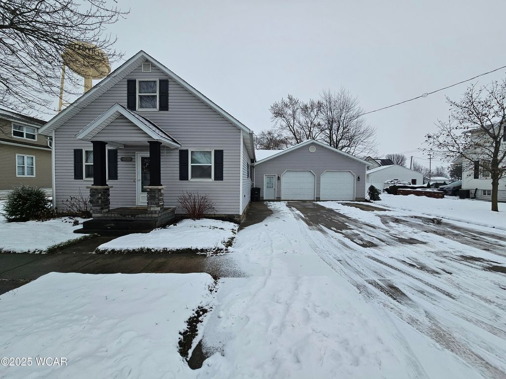 Photo of 130 N E Canal Street, Ottoville, OH 45876 (MLS # 309054)
