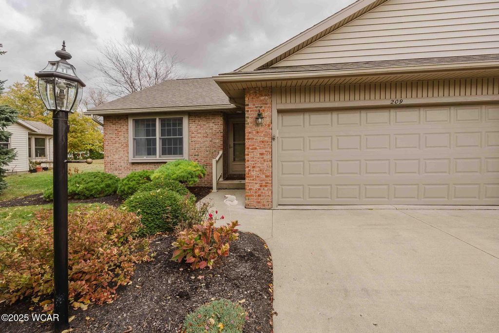 Photo of 209 Willow Bend Drive, Columbus Grove, OH 45830 (MLS # 308726)