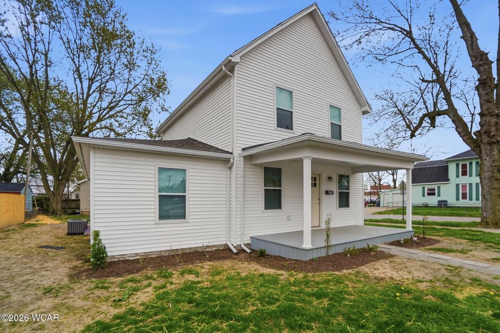 Photo of 500 N West Street, Lima, OH 45801 (MLS # 309957)