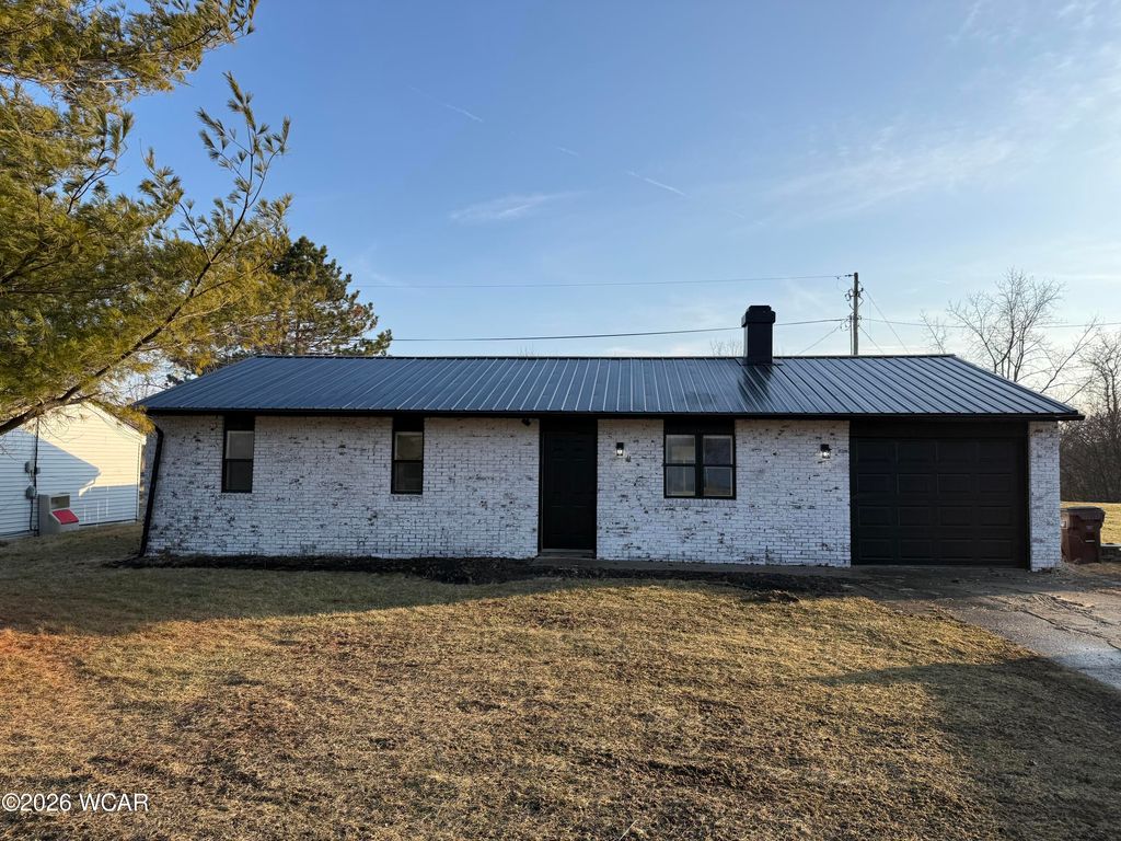 Photo of 1143 Brower Road, Lima, OH 45801 (MLS # 309525)