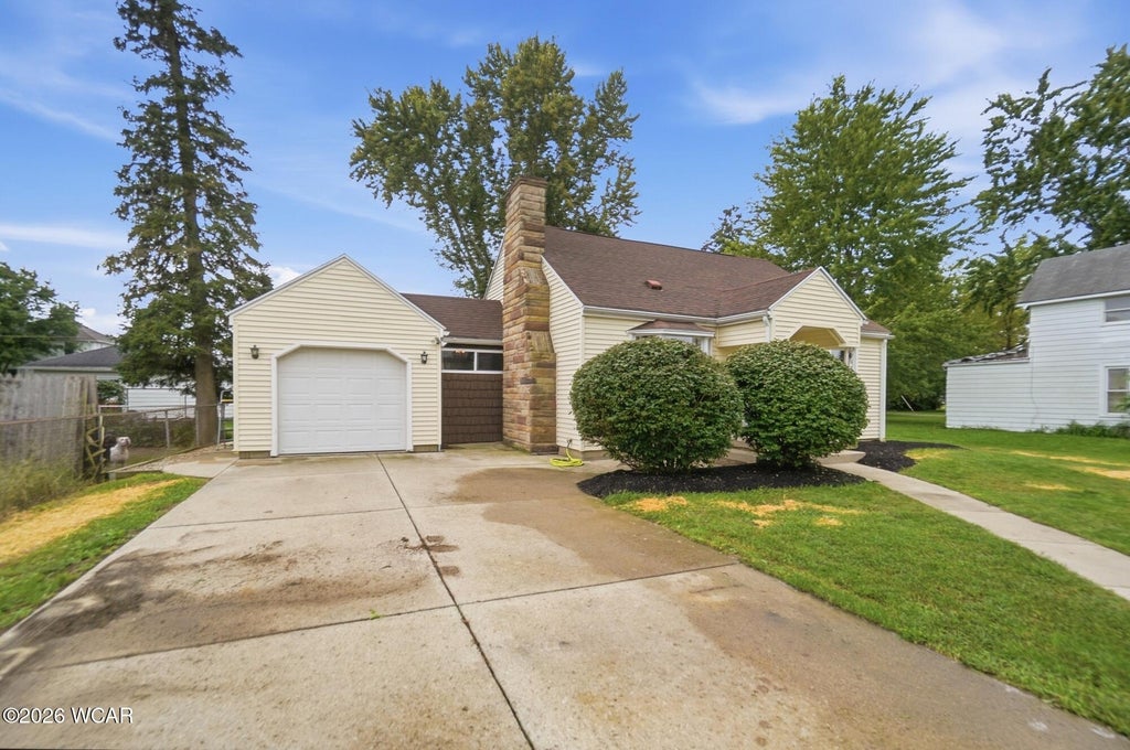 Photo of 101 Johns Avenue, Lima, OH 45807 (MLS # 311515)