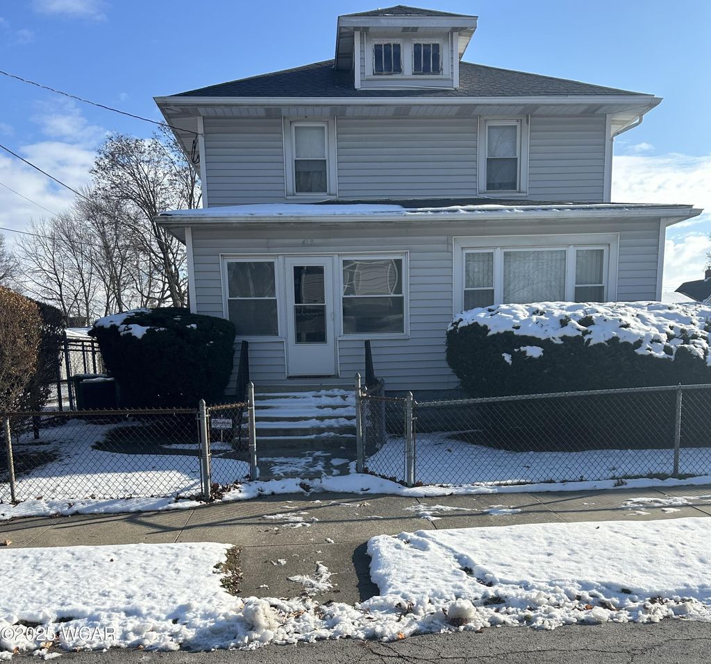 Photo of 419 S Atlantic Avenue, Lima, OH 45804 (MLS # 309023)