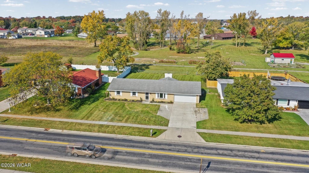 Photo of 1400 Edgewood Drive, Lima, OH 45805 (MLS # 312041)