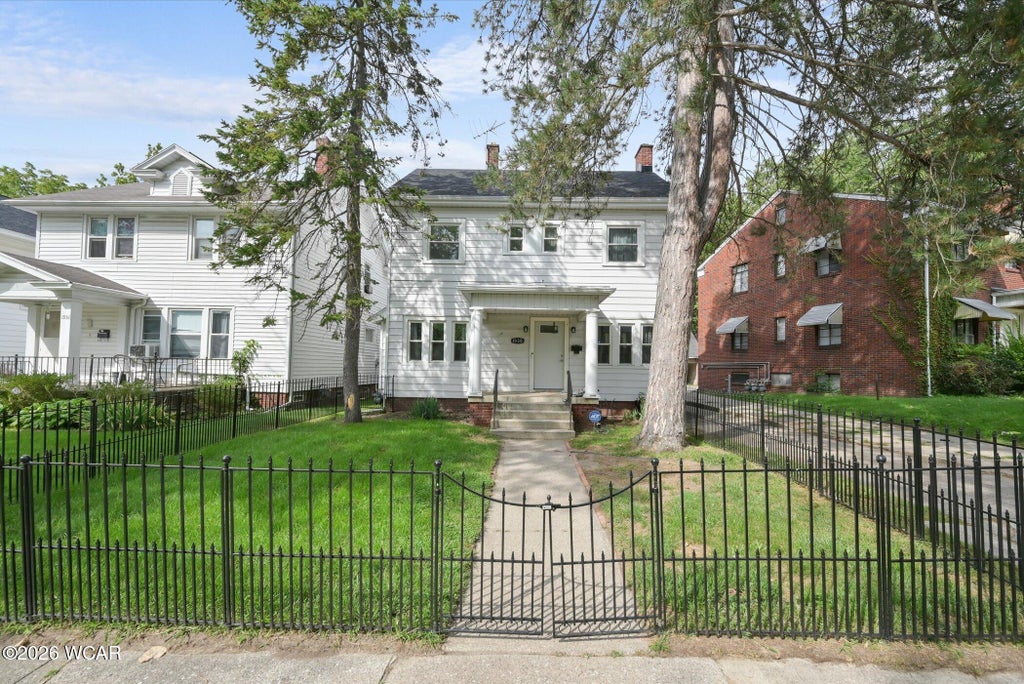 Photo of 1930 Christie Street, Toledo, OH 43606 (MLS # 311415)