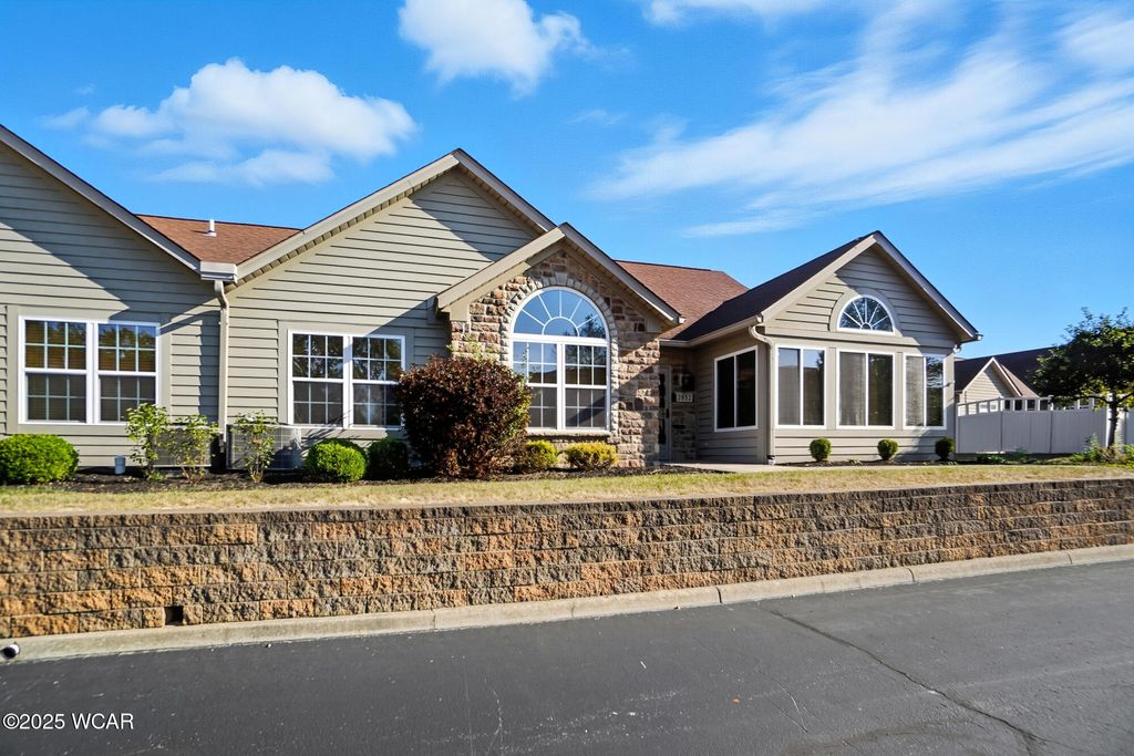 Photo of 2852 Riverwalk Boulevard, Lima, OH 45806 (MLS # 308358)