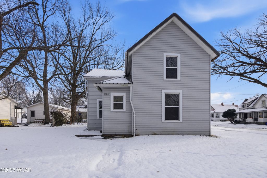 Photo of 224 S Franklin Street, Van Wert, OH 45891 (MLS # 308996)