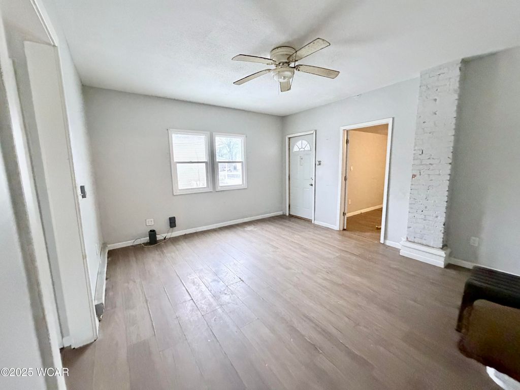 Photo of 312 W Vine Street, Lima, OH 45804 (MLS # 309062)