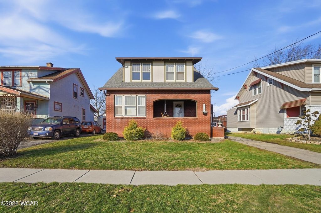 Photo of 860 Hurd Avenue, Findlay, OH 45840 (MLS # 309543)