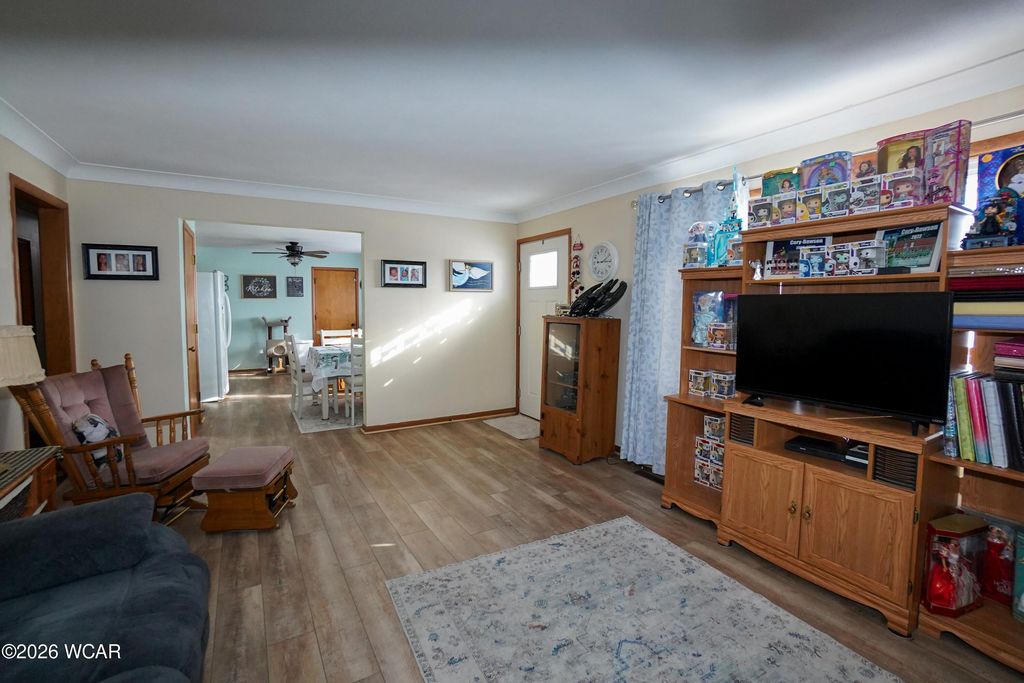 Photo of 724 Edith Avenue, Findlay, OH 45840 (MLS # 309331)