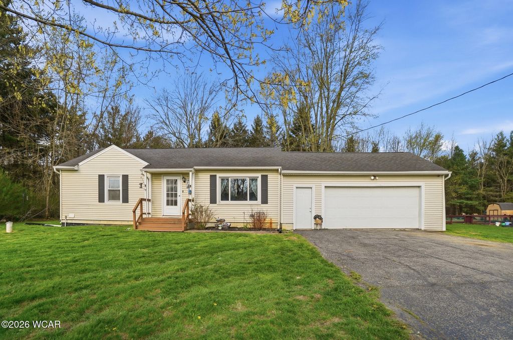 Photo of 2566 Grubb Road S, Lima, OH 45806 (MLS # 309913)