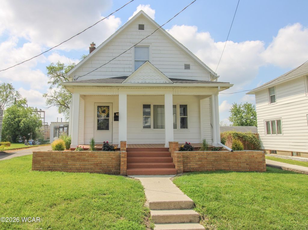 Photo of 623 Hazel Avenue, Lima, OH 45801 (MLS # 310282)