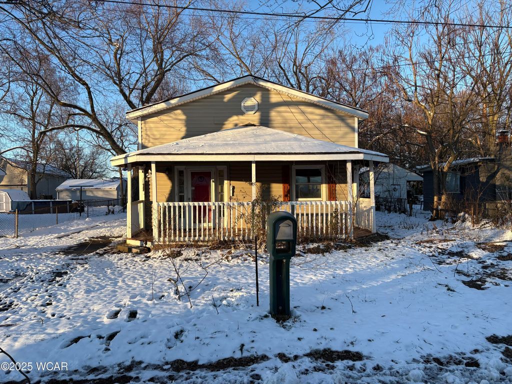 Photo of 711 Taylor Avenue Ave, Lima, OH 45801 (MLS # 308974)