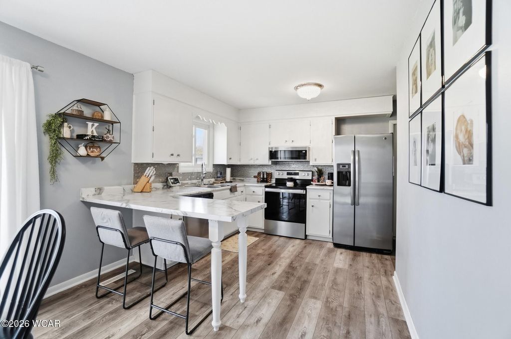 Photo of 815 N Blackhoof Street, Wapakoneta, OH 45895 (MLS # 309870)