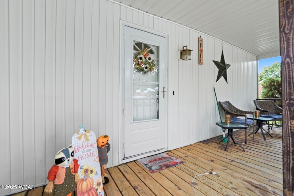 Photo of 1301 Fishlock Avenue, Findlay, OH 45840 (MLS # 308667)