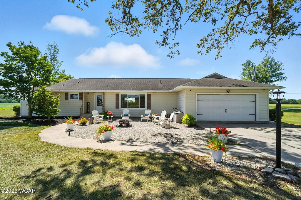 Photo of 3020 Wren Landeck Road, Ohio City, OH 45874 (MLS # 309436)