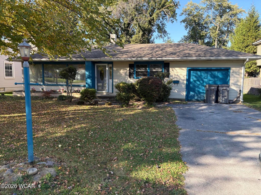 Photo of 1938 W Elm Street, Lima, OH 45805 (MLS # 312023)