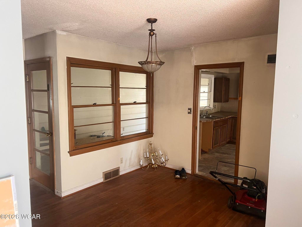 Photo of 1938 W Elm Street, Lima, OH 45805 (MLS # 312023)
