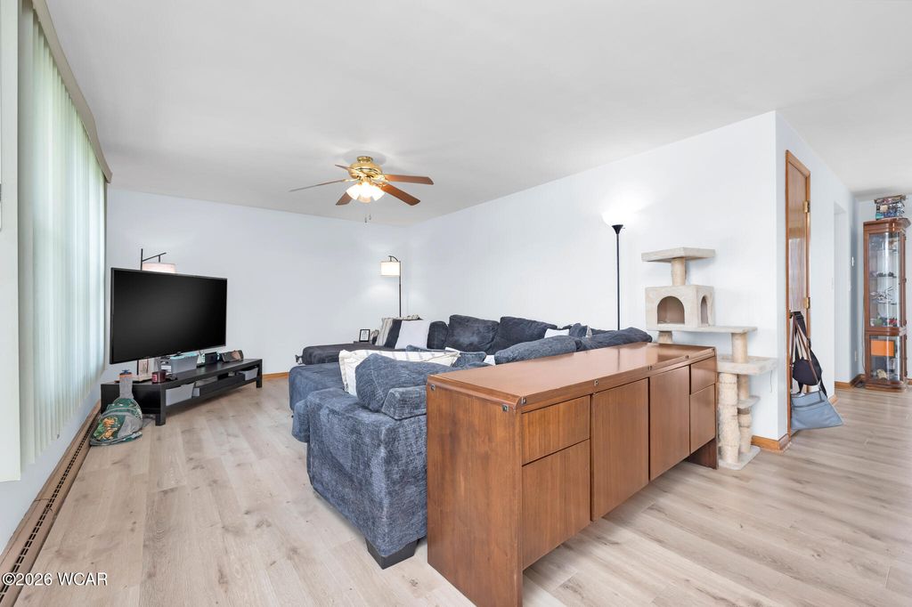 Photo of 4385 Helena Court, Springfield, OH 45503 (MLS # 309979)