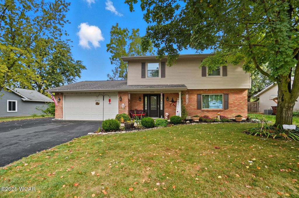 Photo of 5126 Pheasant Street, Lima, OH 45807 (MLS # 308471)