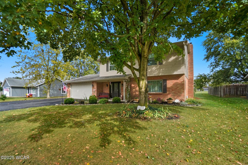 Photo of 5126 Pheasant Street, Lima, OH 45807 (MLS # 308471)