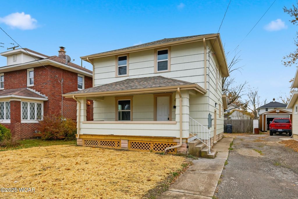 Photo of 607 W Grand Avenue, Lima, OH 45801 (MLS # 308854)