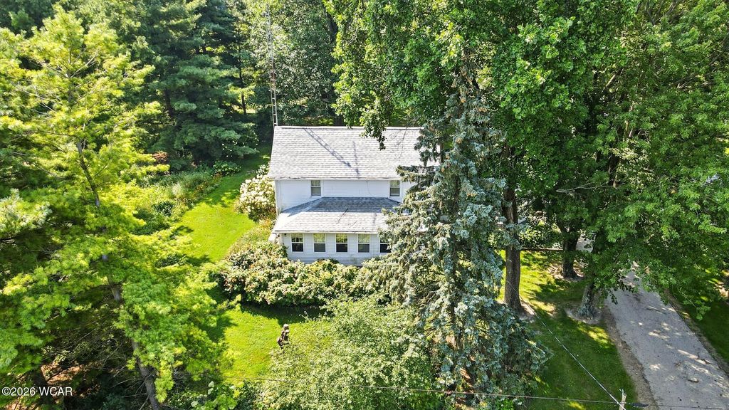 Photo of 8150 Amherst Road, Waynesfield, OH 45896 (MLS # 309517)