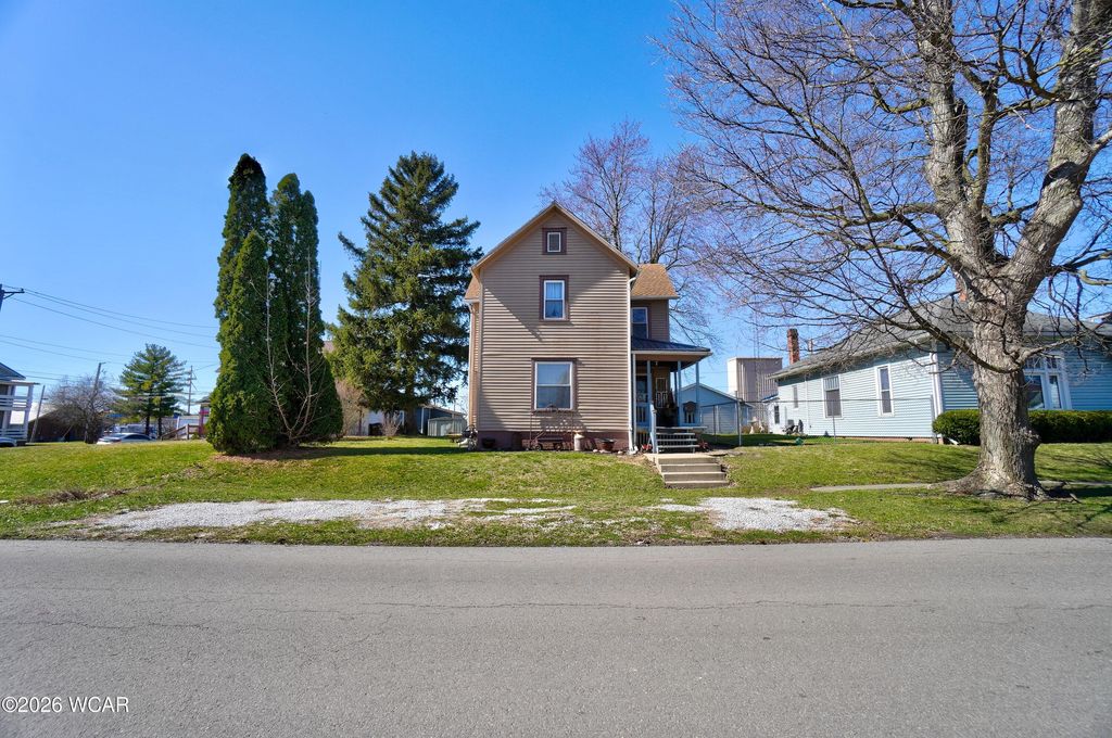 Photo of 226 S Wayne Street, Kenton, OH 43326 (MLS # 309632)