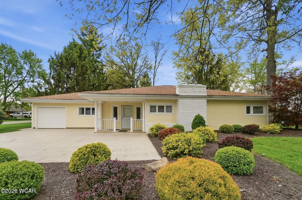 Photo of 3061 Inwood Drive, Lima, OH 45806 (MLS # 310168)